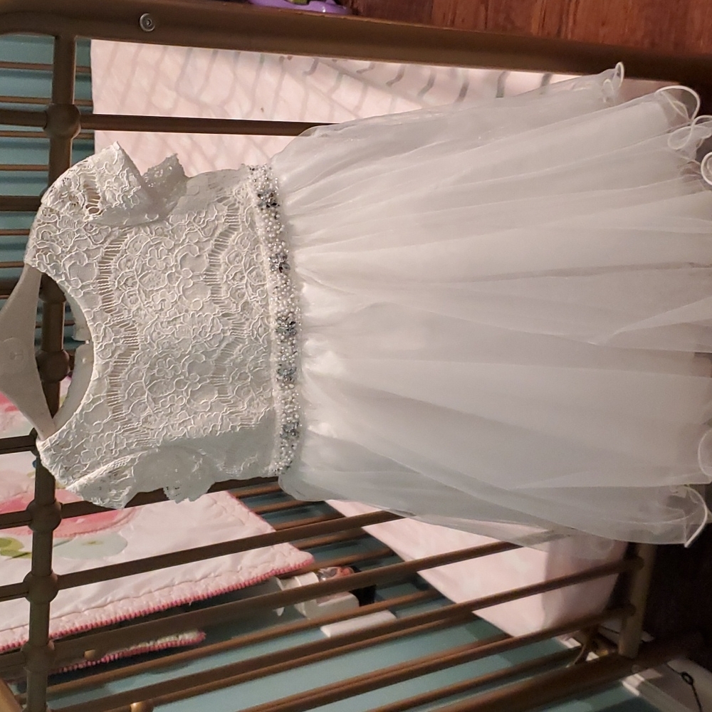 Chantilly Place White Formal Dress